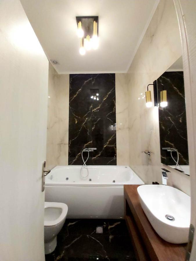 Sitia City Center Luxury Apartment Exteriör bild